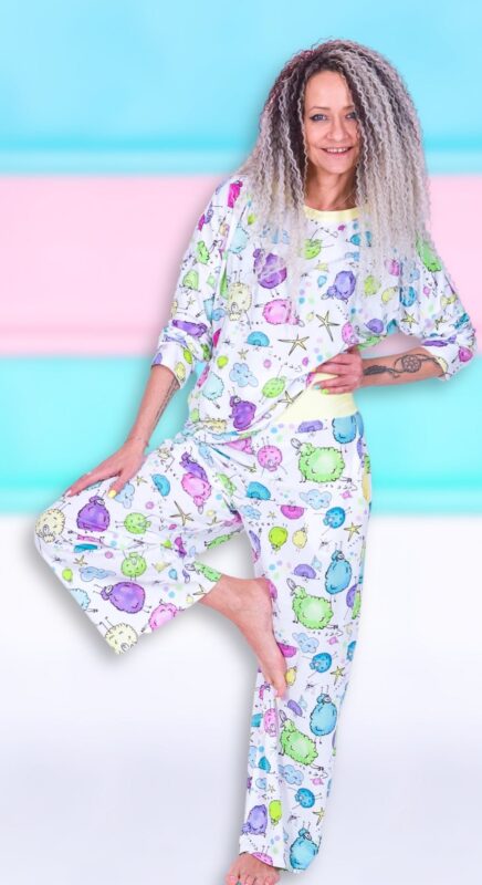 MUUkreacje moda damska, odzież szyta na wymiar z kolorowych autorskich printów