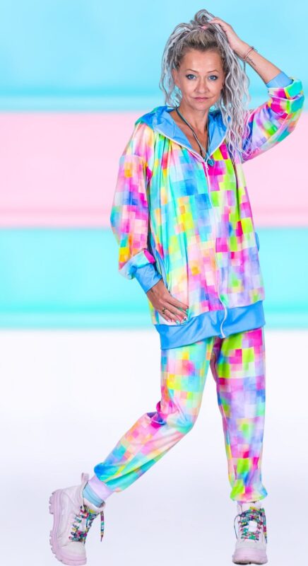 MUUkreacje moda damska, odzież szyta na wymiar z kolorowych autorskich printów