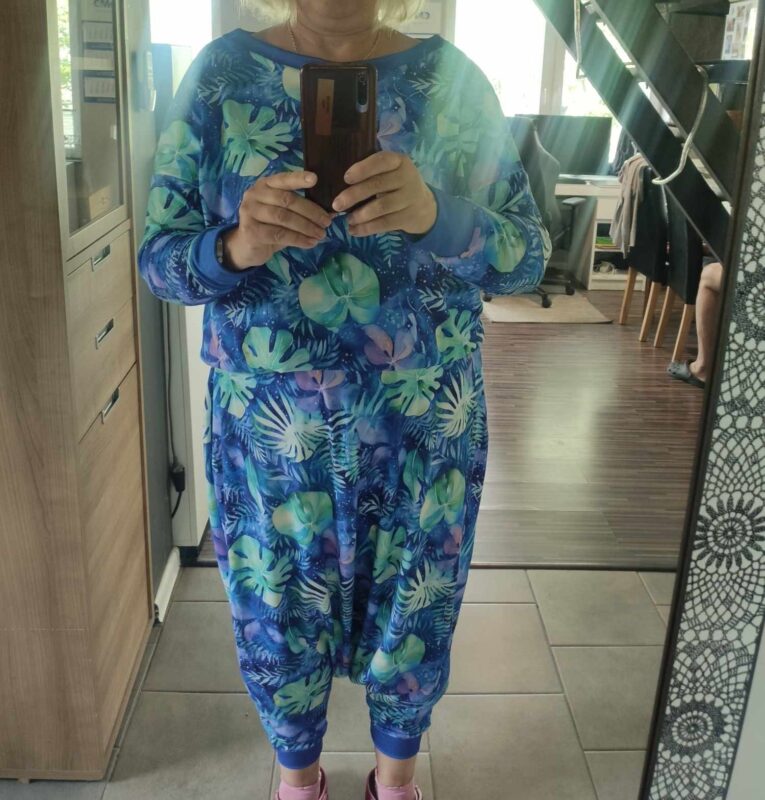 MUUkreacje moda damska, odzież szyta na wymiar z kolorowych autorskich printów