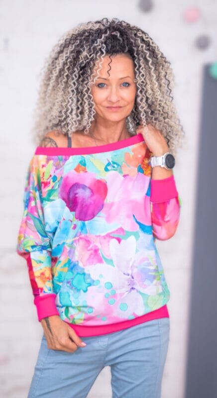 MUUkreacje moda damska, odzież szyta na wymiar z kolorowych autorskich printów