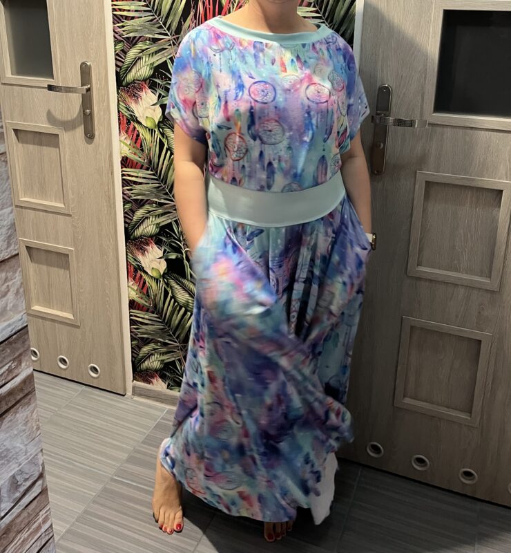 MUUkreacje moda damska, odzież szyta na wymiar z kolorowych autorskich printów