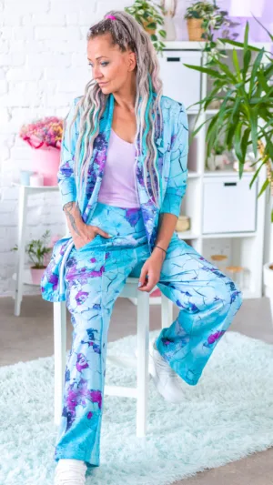 damskie garnitury w różnych kolorach, dostępne do szycia na twój wymiar