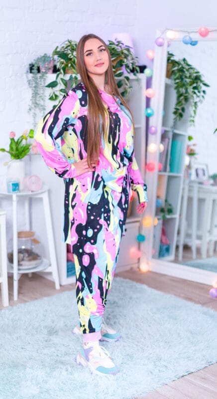 MUUkreacje moda damska, odzież szyta na wymiar z kolorowych autorskich printów