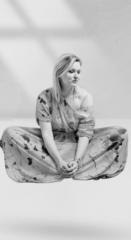 MUUkreacje moda damska, odzież szyta na wymiar z kolorowych autorskich printów