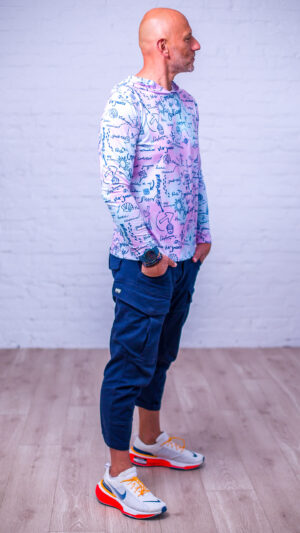 Alternative view of T-shirt longsleeve z kapturem