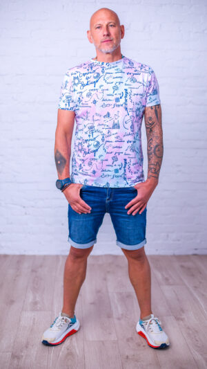 Alternative view of T-shirt shortsleeve